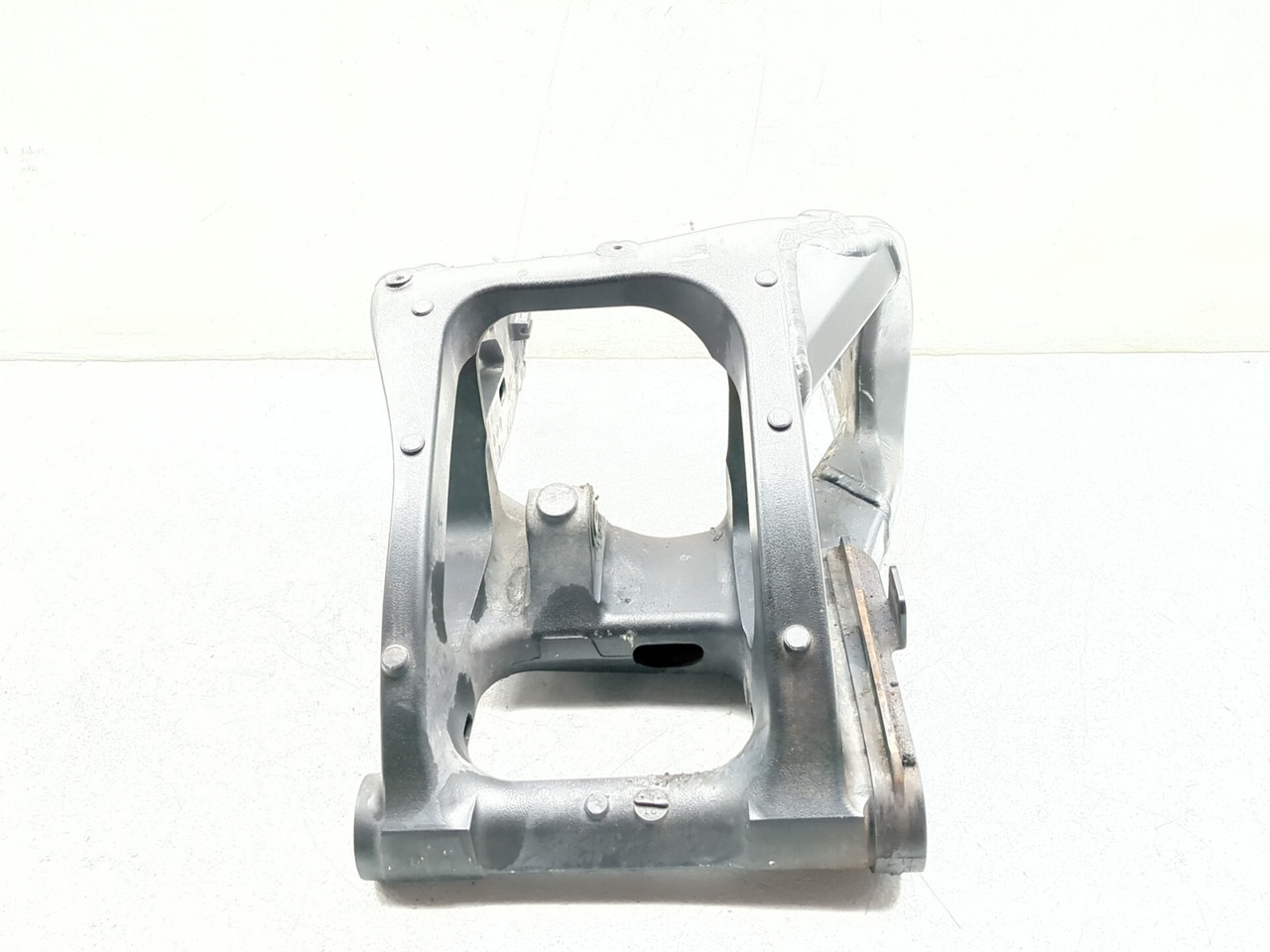 21-24 Kawasaki ZX10R Ninja ZX 10 Rear Swingarm 33001-0724-18R