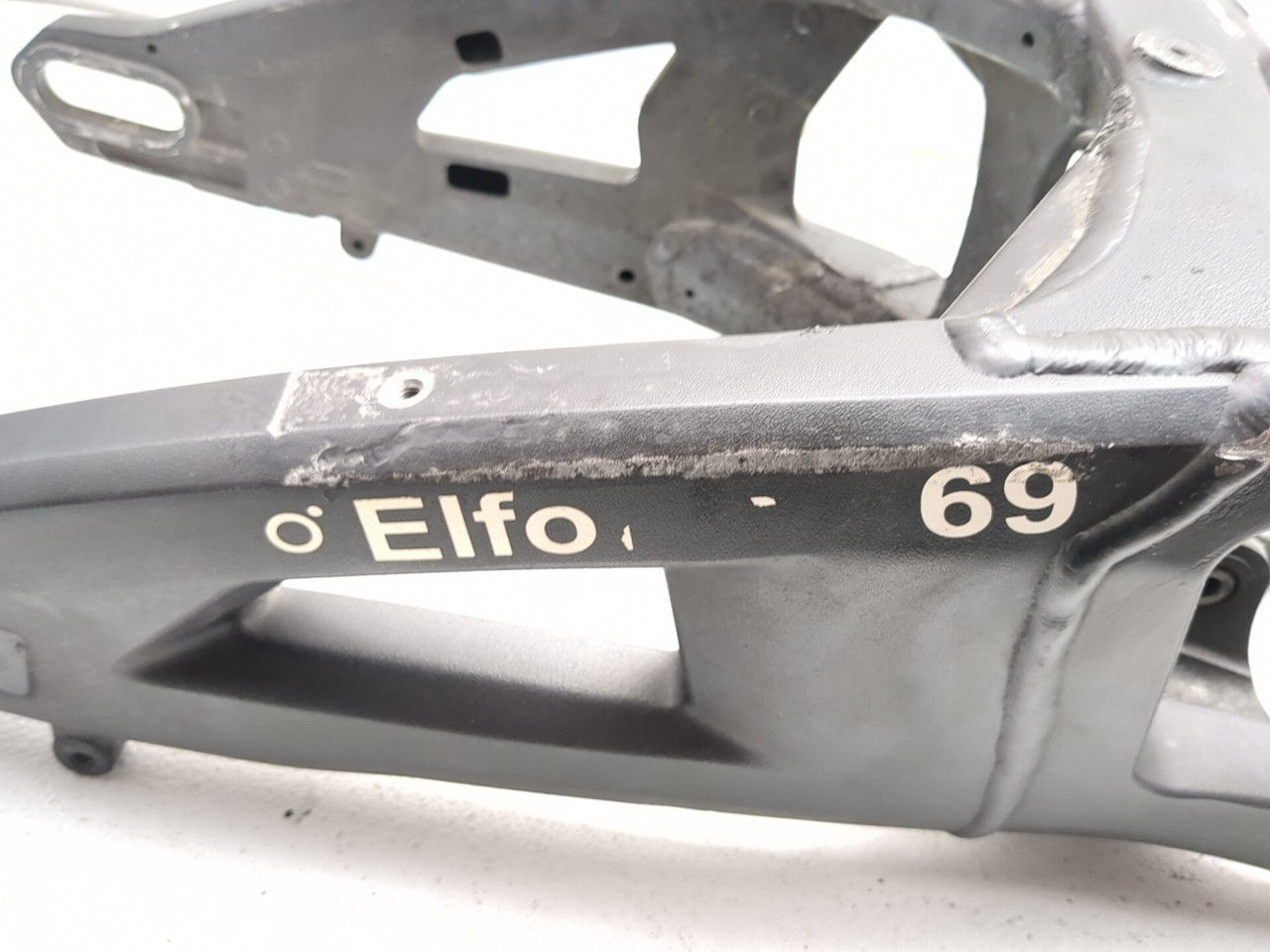 21-24 Kawasaki ZX10R Ninja ZX 10 Rear Swingarm 33001-0724-18R