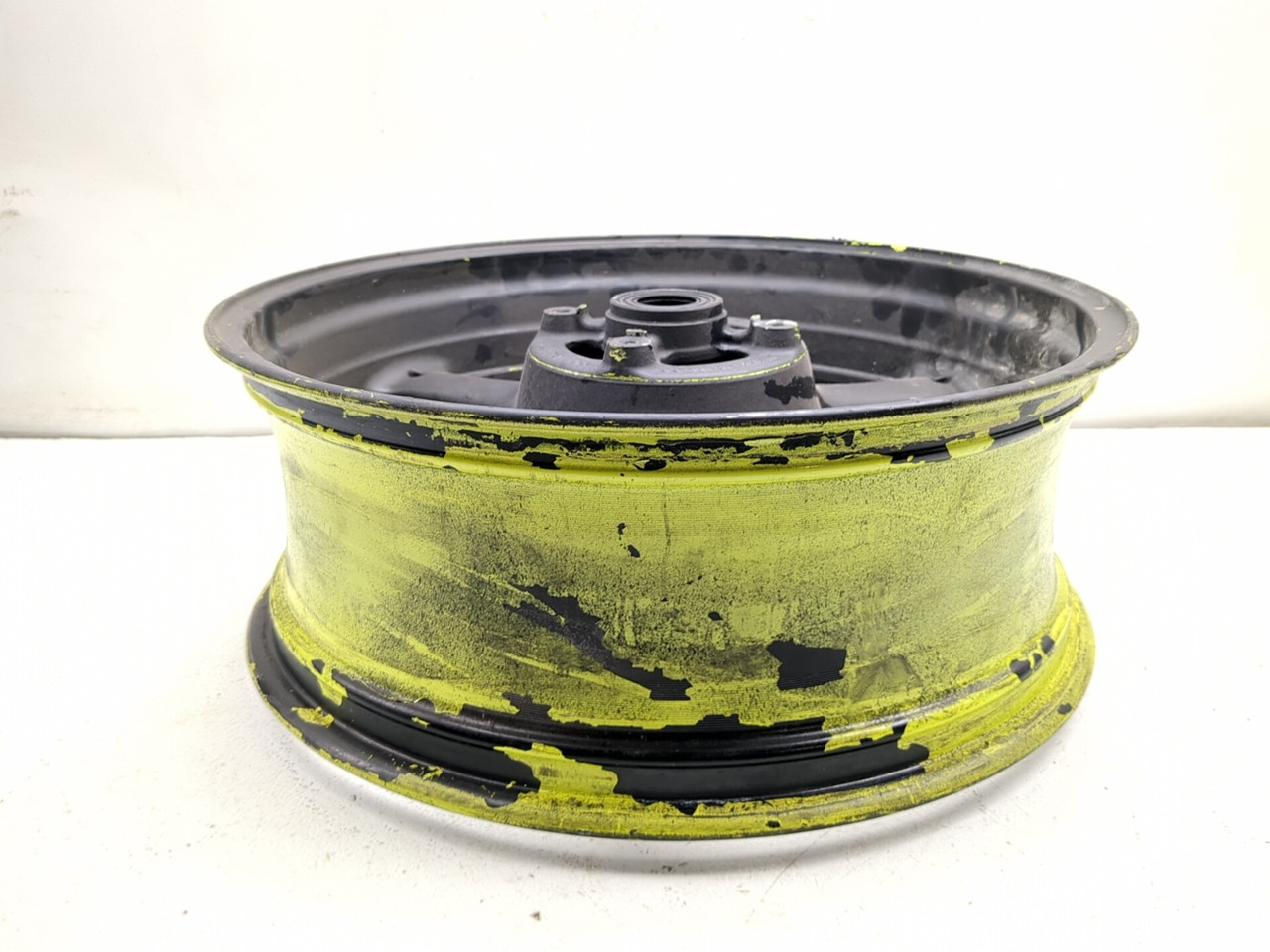 21-24 Kawasaki ZX10R Ninja ZX 10 Rear Wheel Rim 17X6.00 STRAIGHT