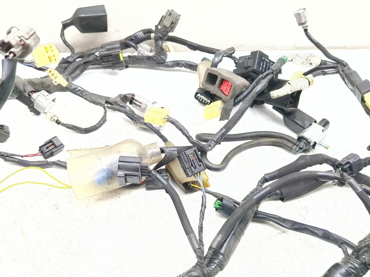 21-24 Kawasaki ZX10R Ninja ZX 10 Main Wiring Harness 26031-3739