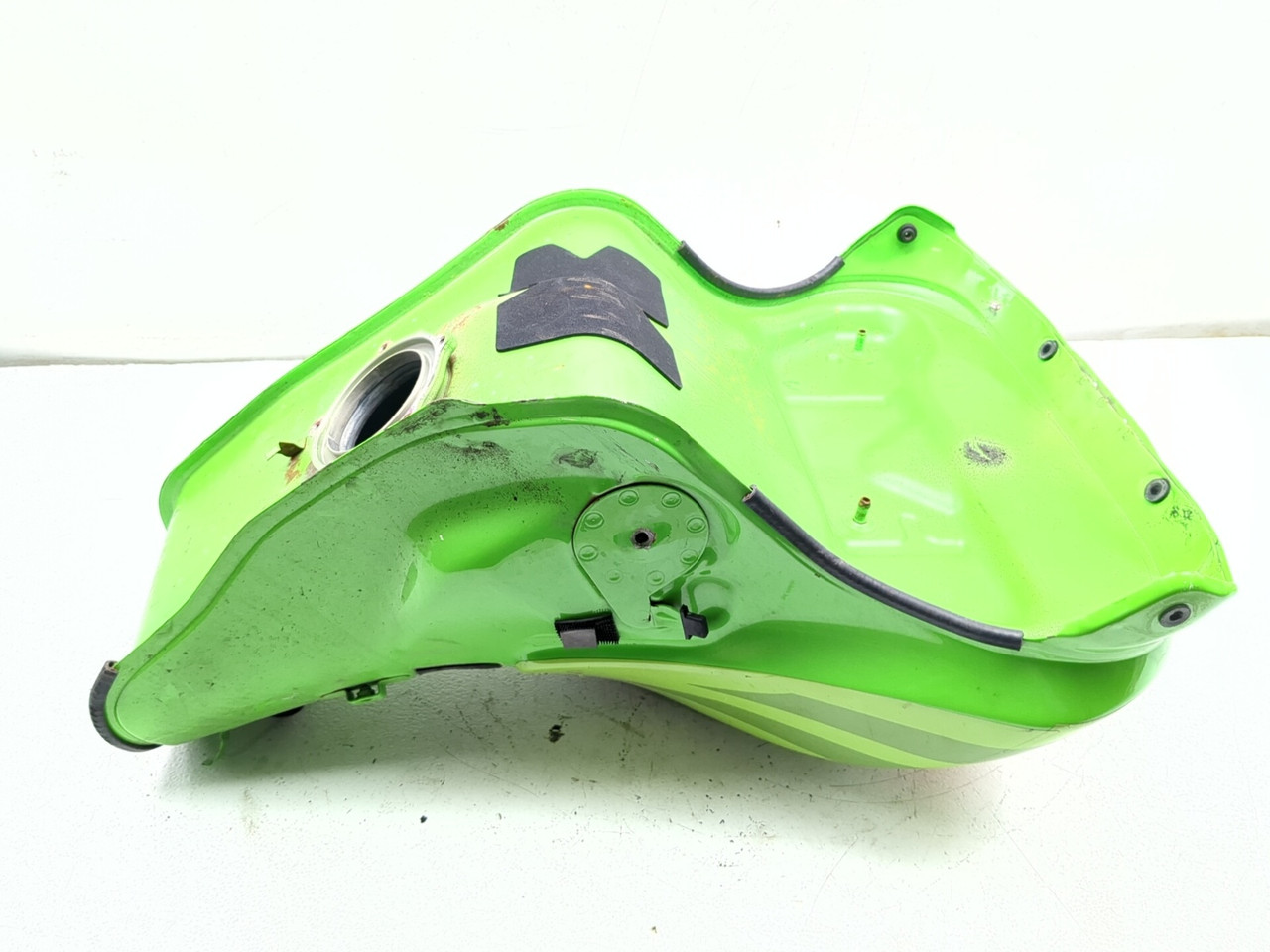 21-24 Kawasaki ZX10R Ninja ZX 10 Fuel Tank Gas 51091-5475-777