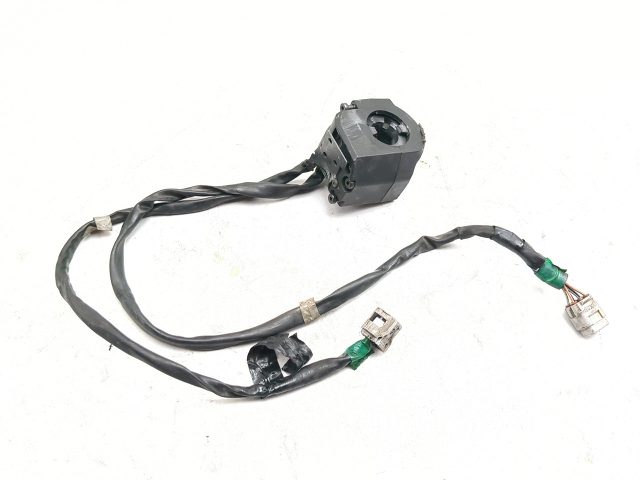 21-24 Kawasaki ZX10R Ninja ZX 10 Right Handlebar Switch Assembly