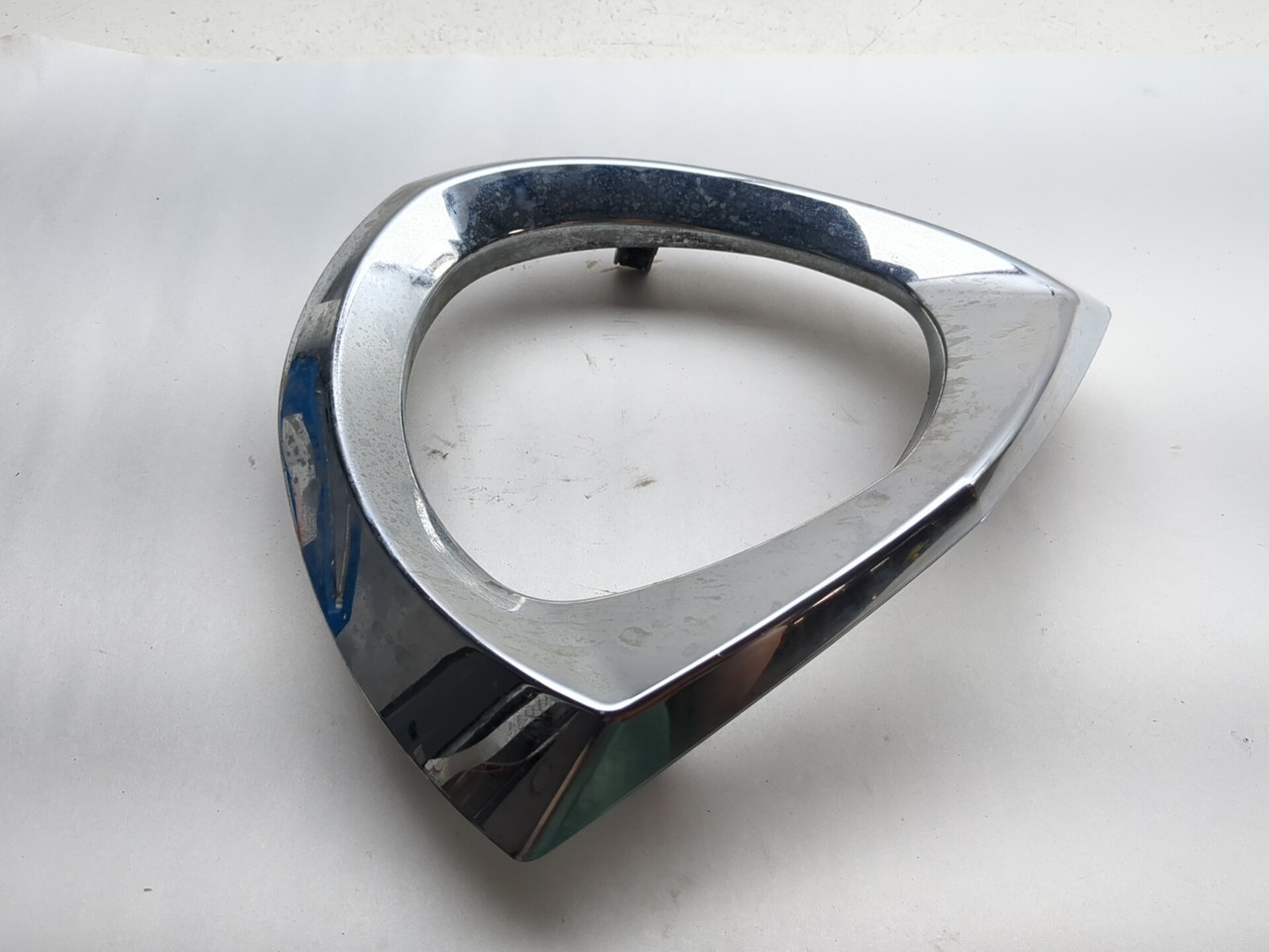 10-17 Victory Cross Country Front Headlight Bezel 5437555-156
