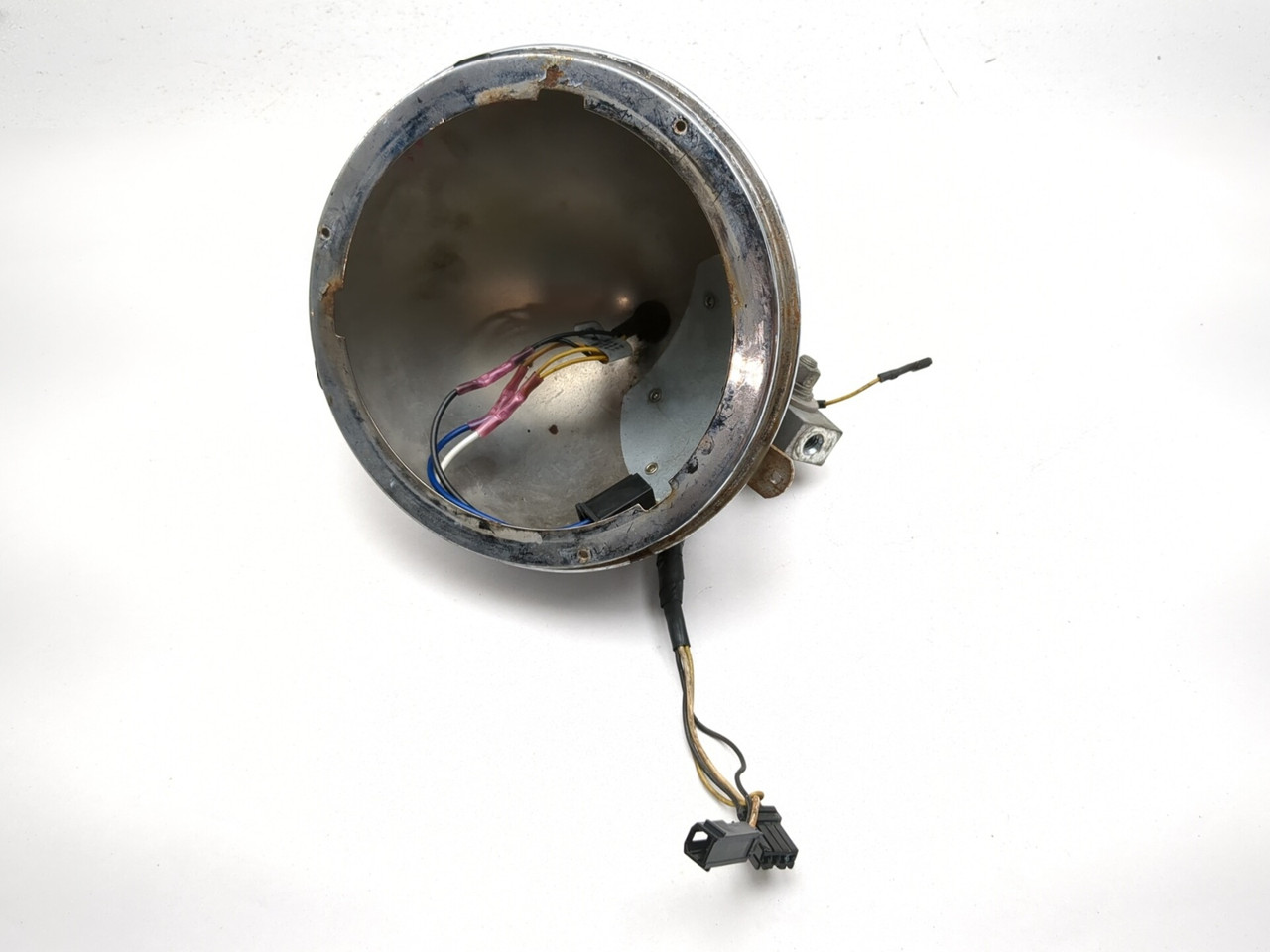 てすと 07-17 Harley-Davidson Softail Deluxe FLSTN Front Headlight Bucket