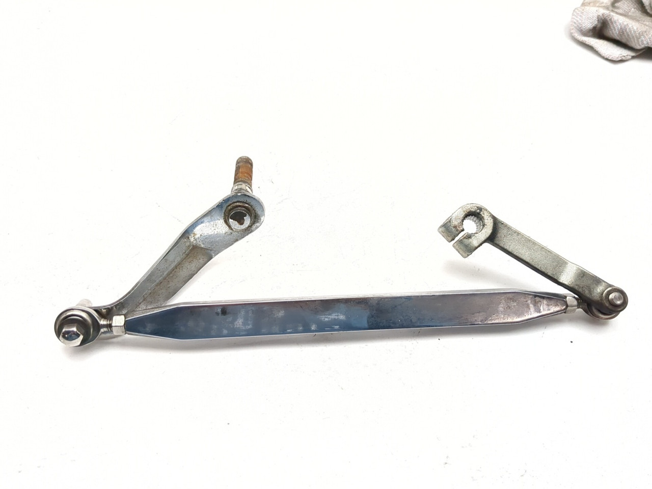 07-17 Harley Davidson Softail Deluxe FLSTN Left Shift Linkage