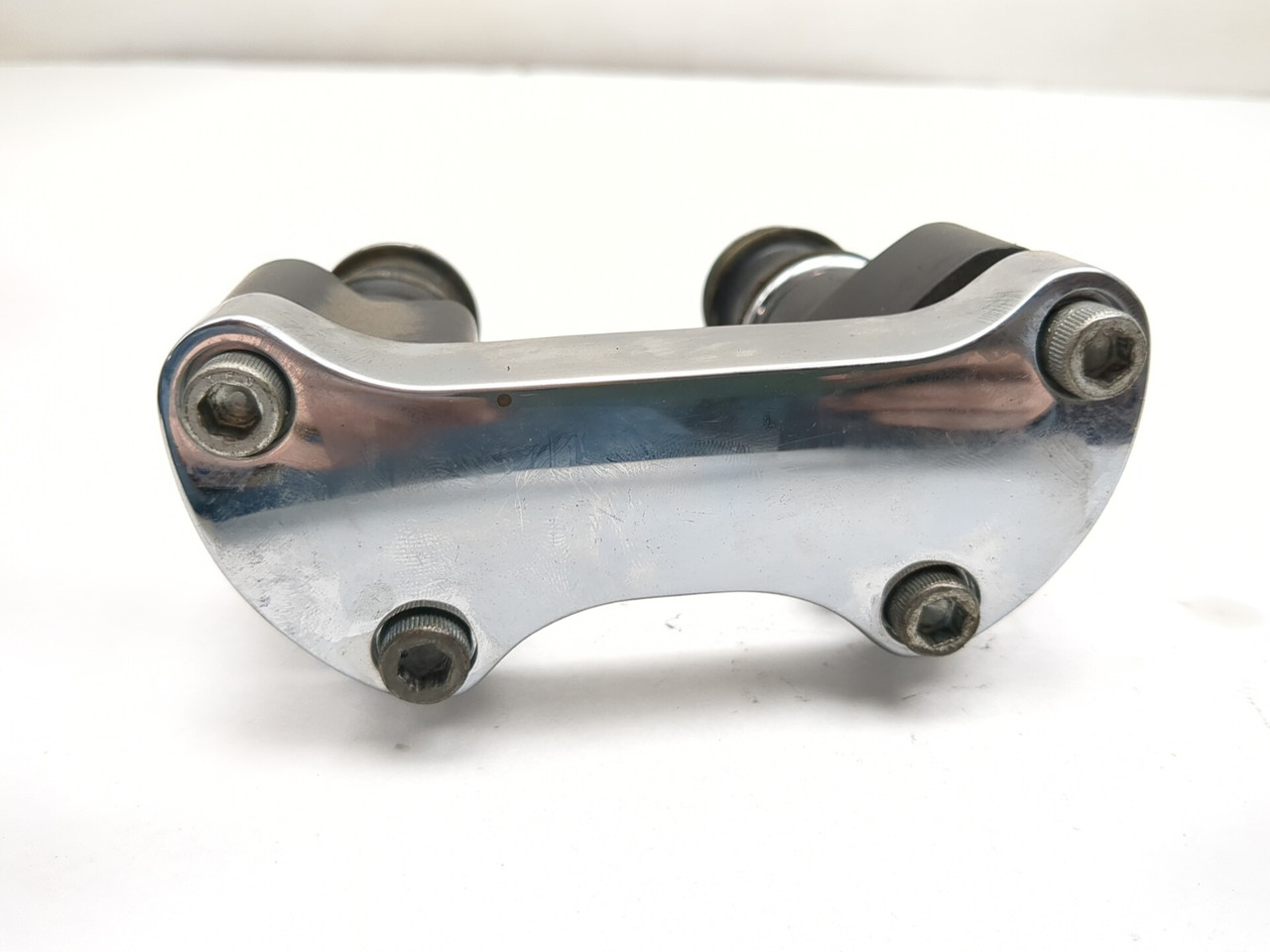 07-17 Harley-Davidson Softail Deluxe FLSTN Front Top Clamp Risers