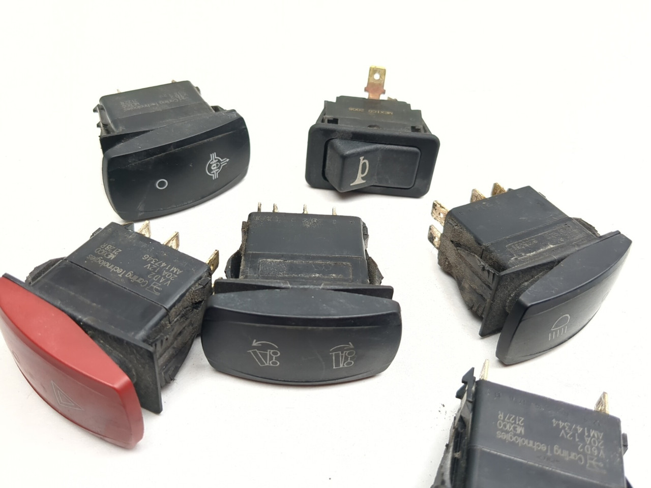 その他 Gen 17-23 John Deere Gator HPX615E Front Dashboard Rocker Switch Set