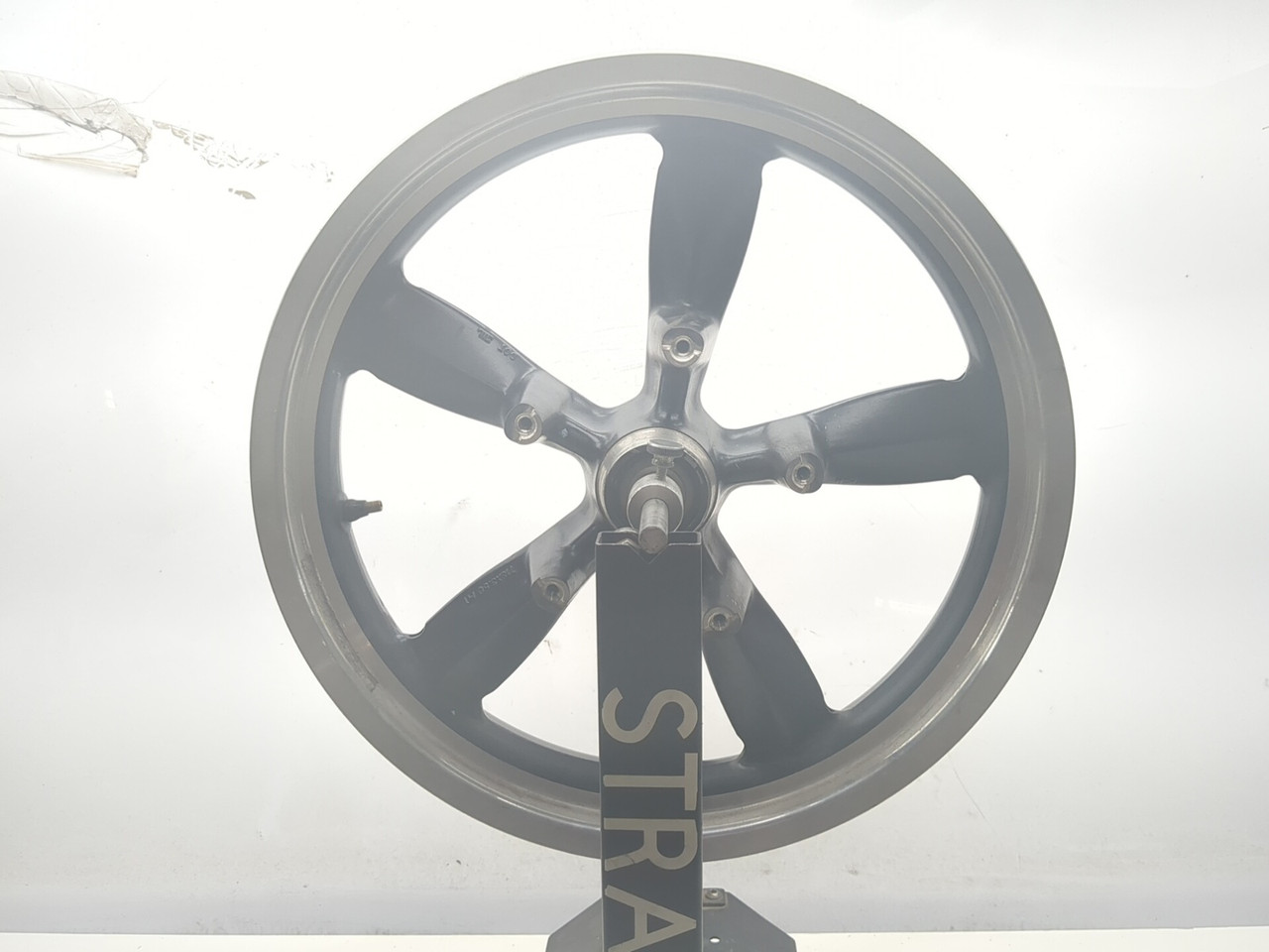 12-16 Harley Davidson FLD Dyna Switchback Front Wheel Rim 18X3.50