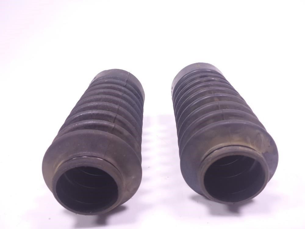 14 Yamaha Zuma 125 Front Forks Boots Rubber Sleeves DAMAGED BT-789