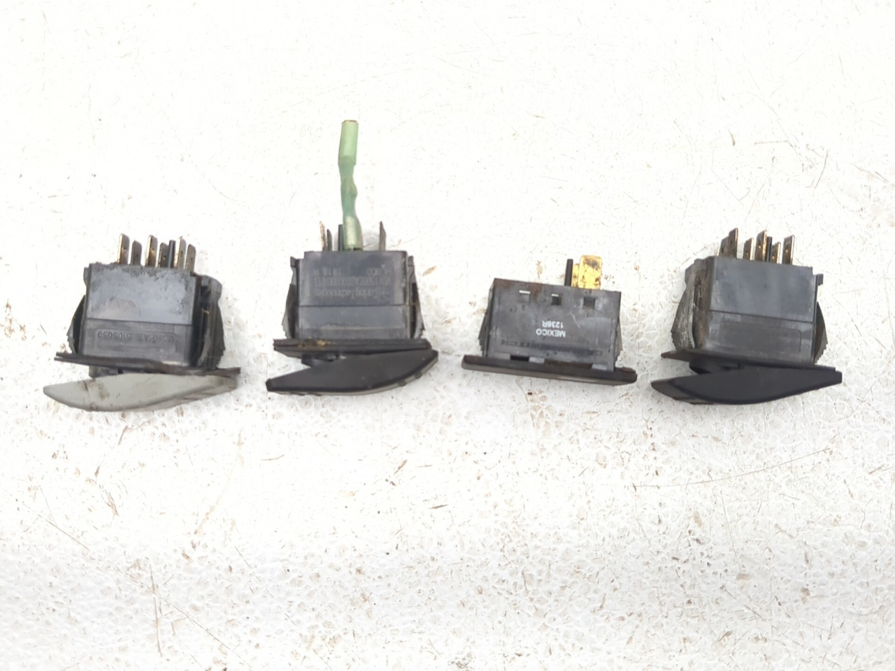 08-17 Toro Workman MDE 07290 Dashboard Rocker Switch Set 95-8999