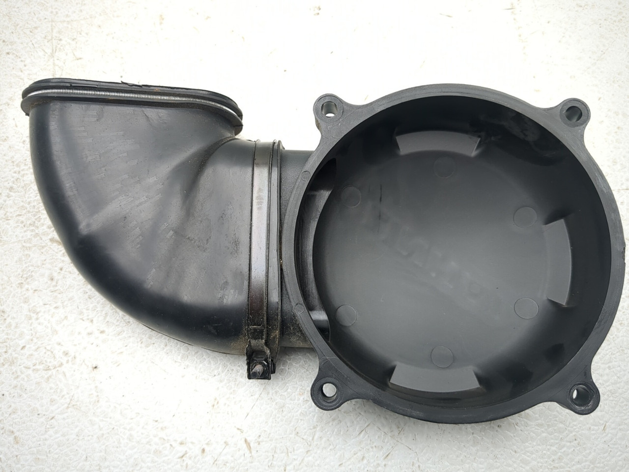 20-25 Massimo T-Boss 410 CVT Air Intake Duct 47526 23607 - Sun
