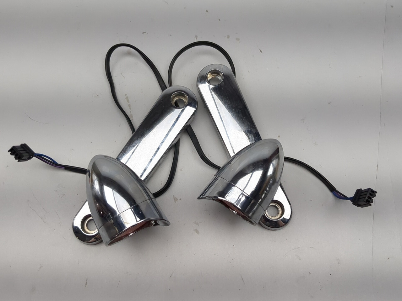 Ｋ 05-06 Harley Davidson Street Glide FLHXI Left Right Turn Signal