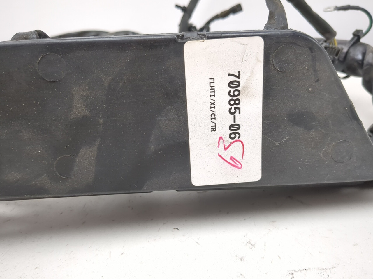 オーディオインターフェース 05-06 Harley-Davidson Street Glide FLHXI Front Wiring Harness