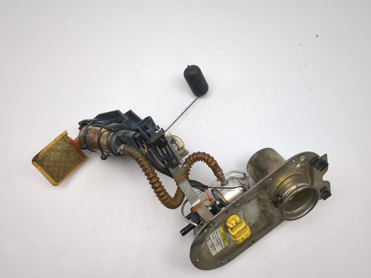 TT様 05-06 Harley Davidson Street Glide FLHXI Fuel Pump Assembly 75126