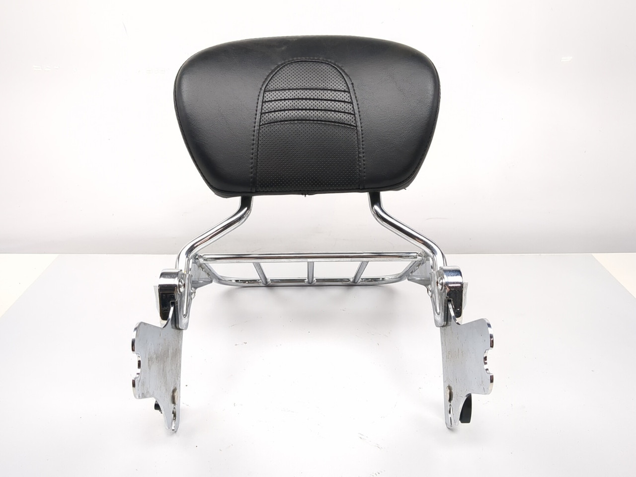 05-06 Harley-Davidson Street Glide FLHXI Rear Backrest Luggage