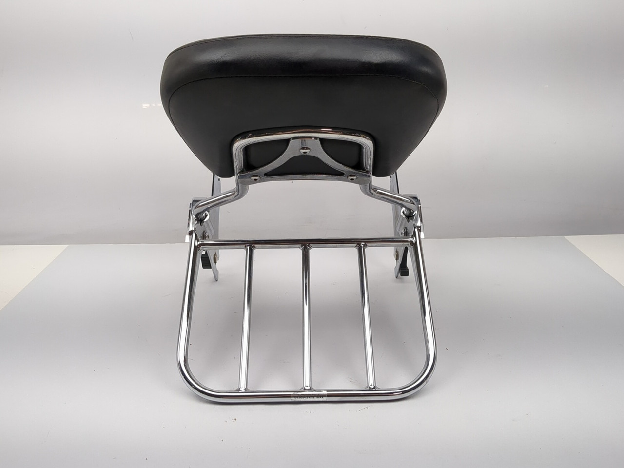 05-06 Harley-Davidson Street Glide FLHXI Rear Backrest Luggage