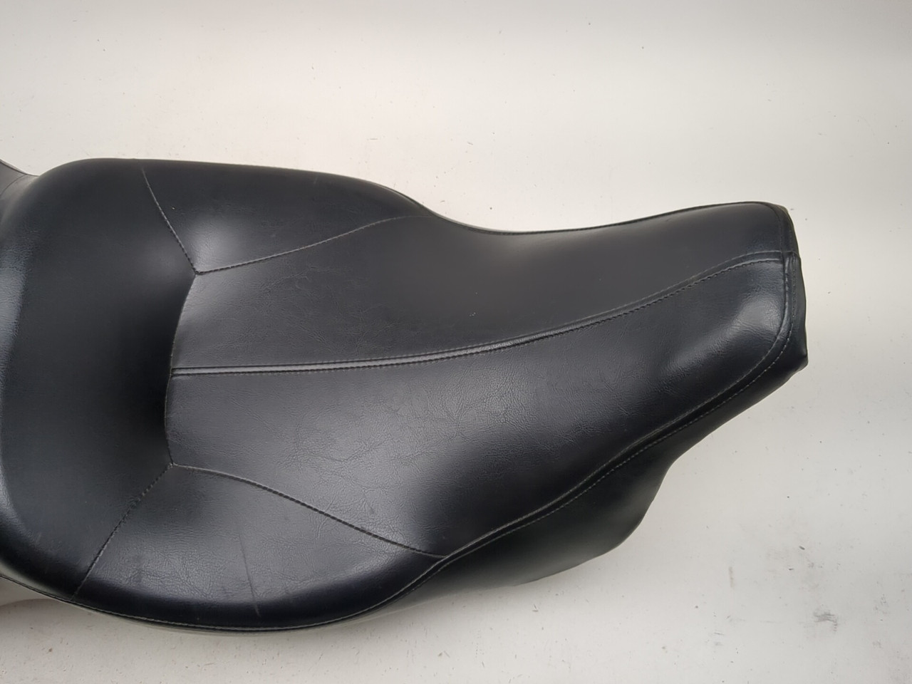 05-06 Harley-Davidson Street Glide FLHXI Driver Passenger Seat