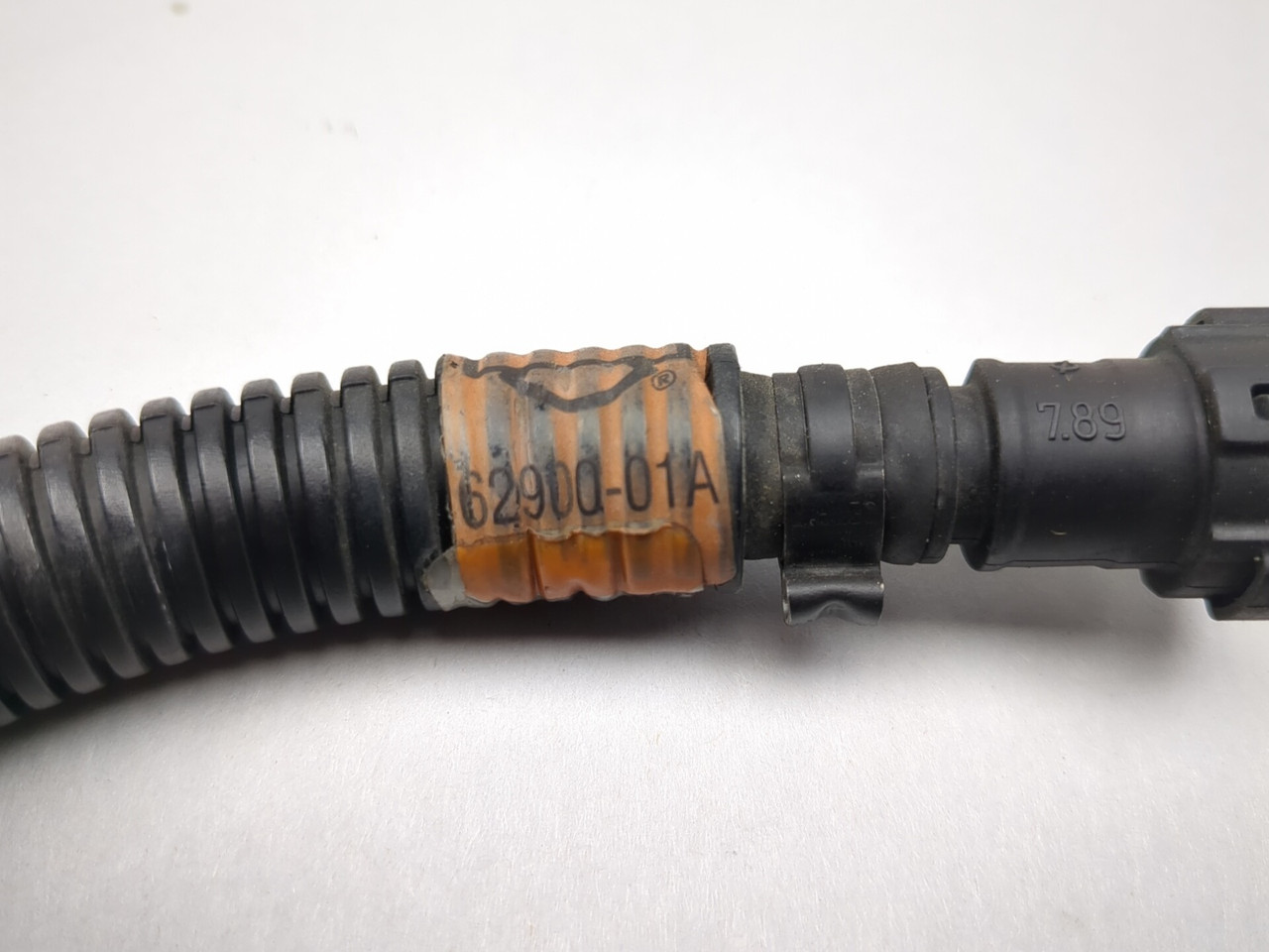 専用ページB 05-06 Harley Davidson Street Glide FLHXI Fuel Line Set 62900-01A