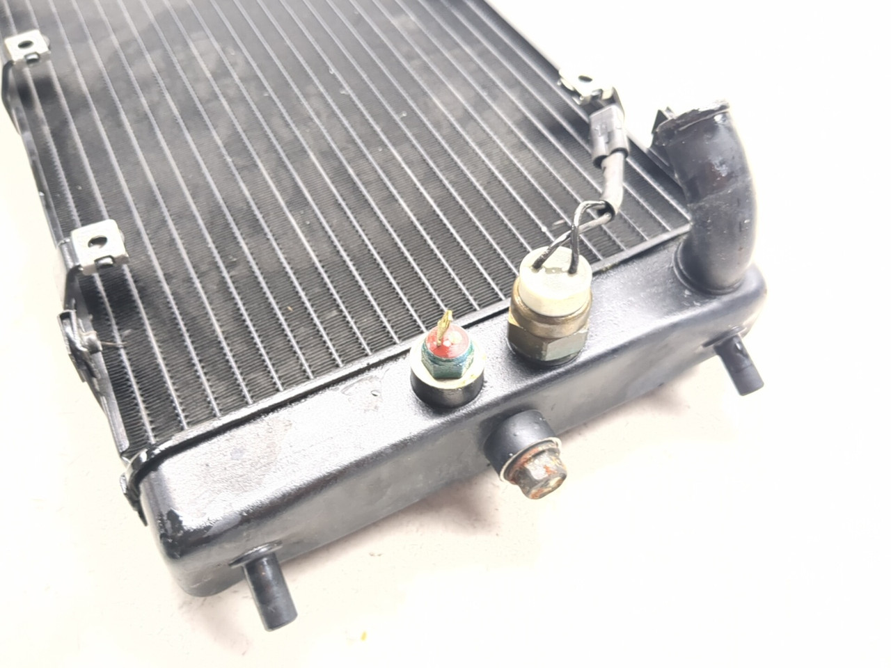 04-08 Kawasaki VN1600 Vulcan 1600 Mean Streak Front Radiator