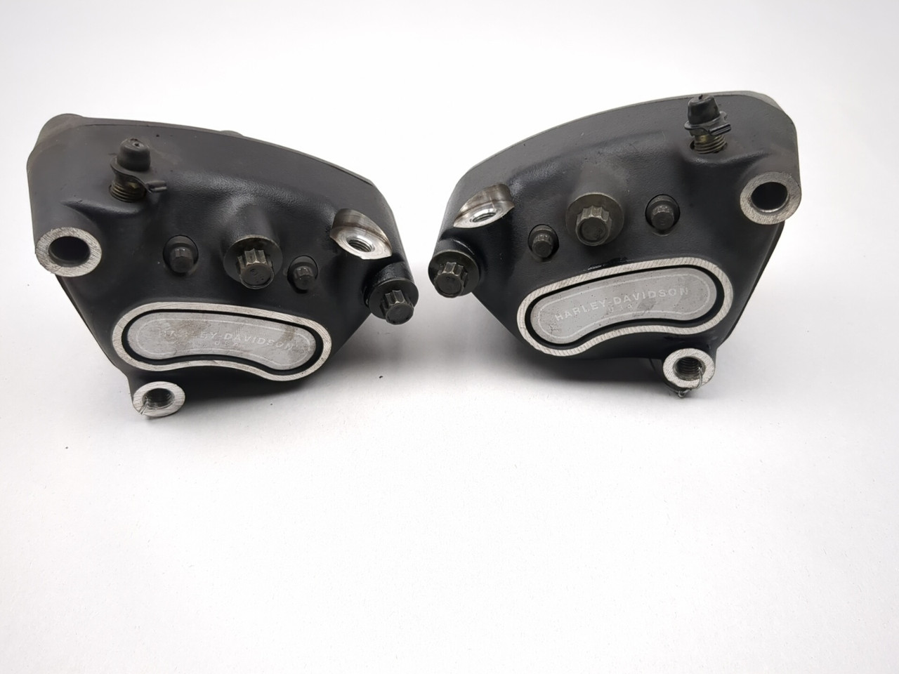 ジョン 05-06 Harley Davidson Street Glide FLHXI Front Brake Caliper Set