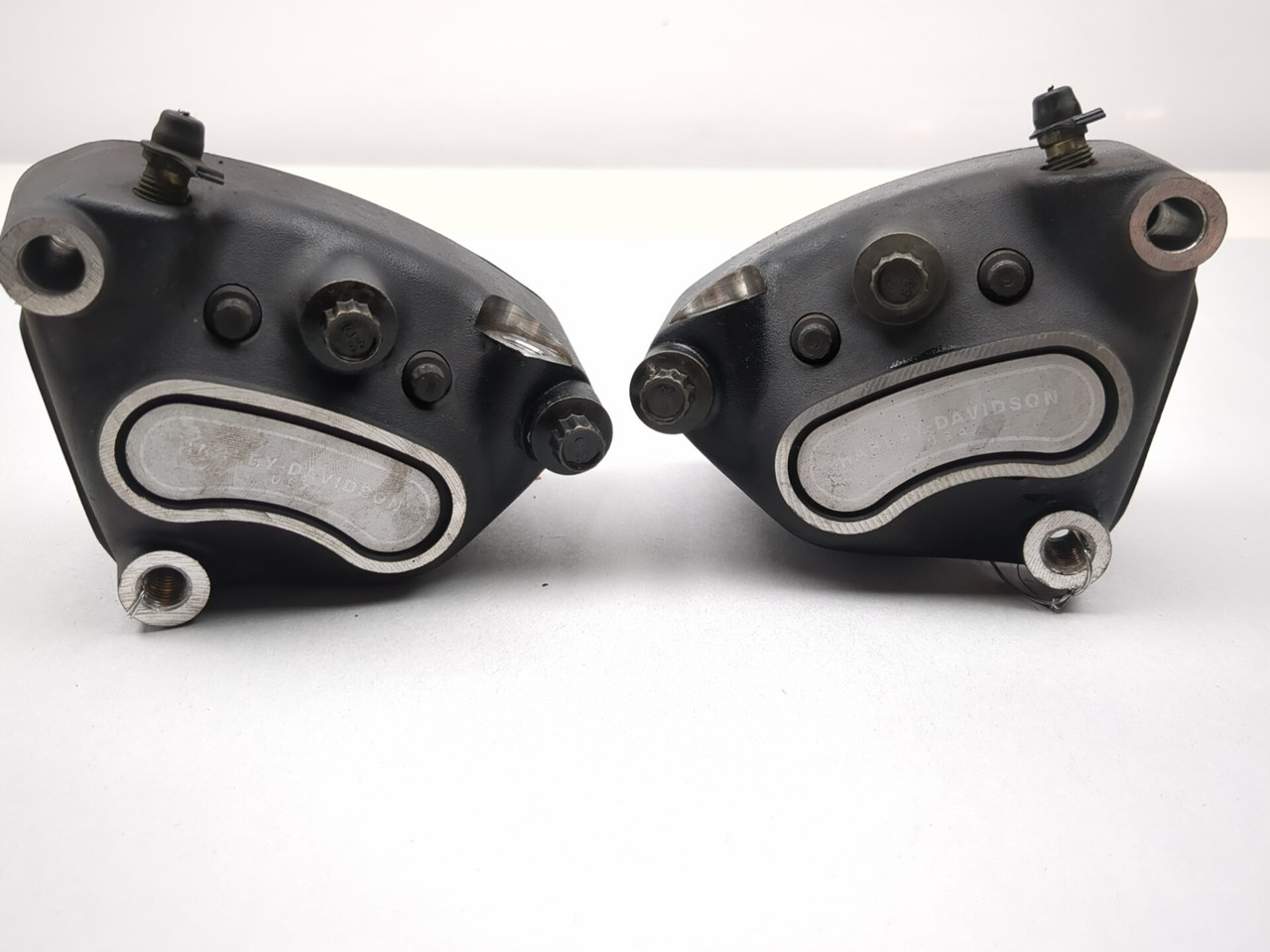 05-06 Harley Davidson Street Glide FLHXI Front Brake Caliper Set