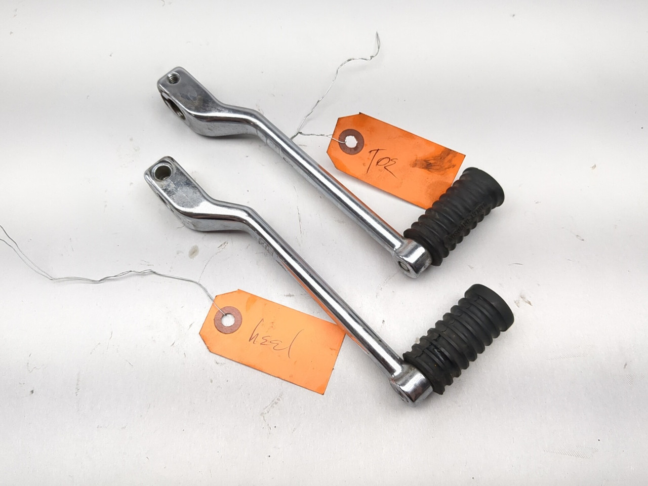 05-06 Harley Davidson Street Glide FLHXI Heel Toe Shifter Lever