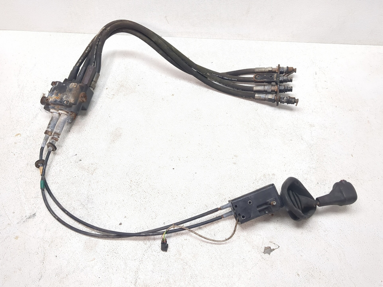 13-16 New Holland Workmaster 60 4x4 Loader Control Assembly
