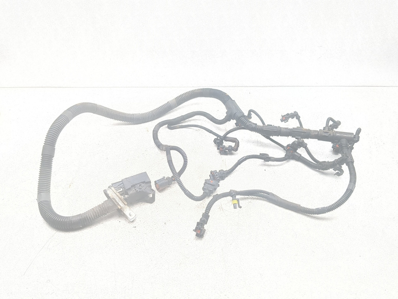 ビースターズ 13-16 New Holland Workmaster 60 4X4 Engine Wiring Harness 47945426