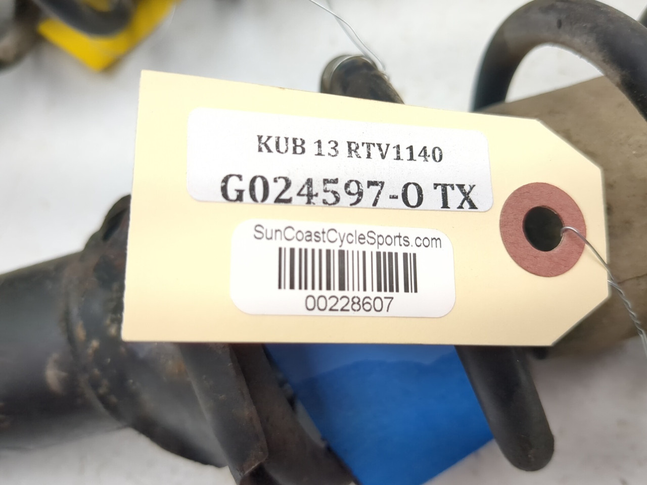 09-16 Kubota RTV 1140 CPX Front Left Right Strut Assemblies K7561