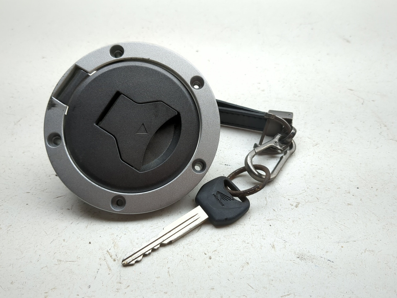 17-20 Honda CRF250 CRF250RL Fuel Tank Gas Petrol Cap w/ Key 17620