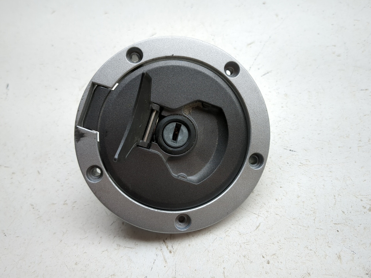 17-20 Honda CRF250 CRF250RL Fuel Tank Gas Petrol Cap w/ Key 17620