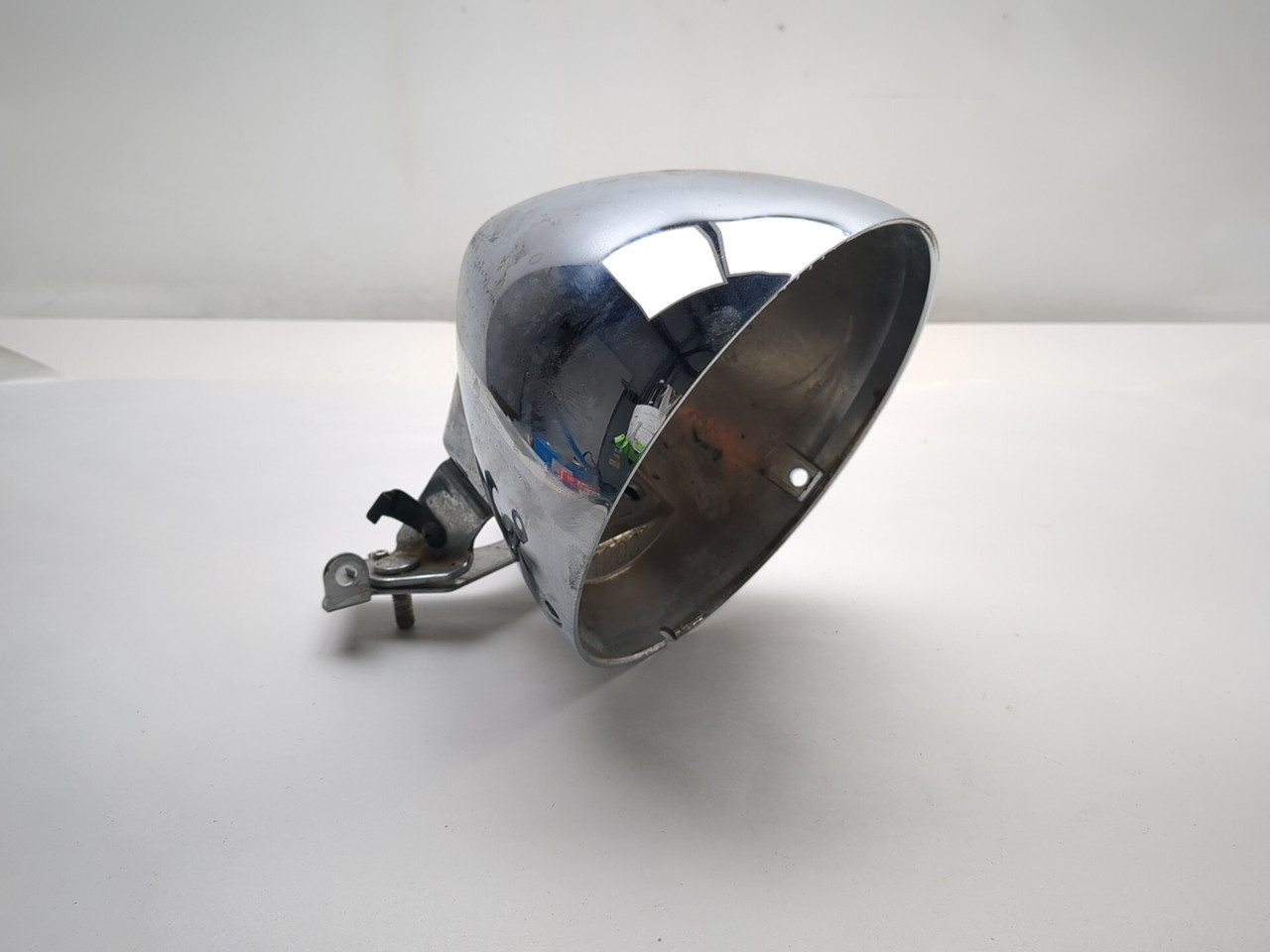 02-03 Kawasaki VN1500 Vulcan Mean Streak Front Headlight Bucket