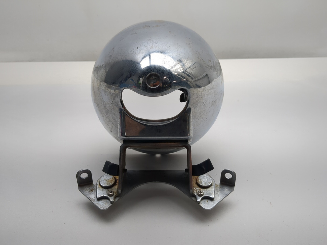 02-03 Kawasaki VN1500 Vulcan Mean Streak Front Headlight Bucket