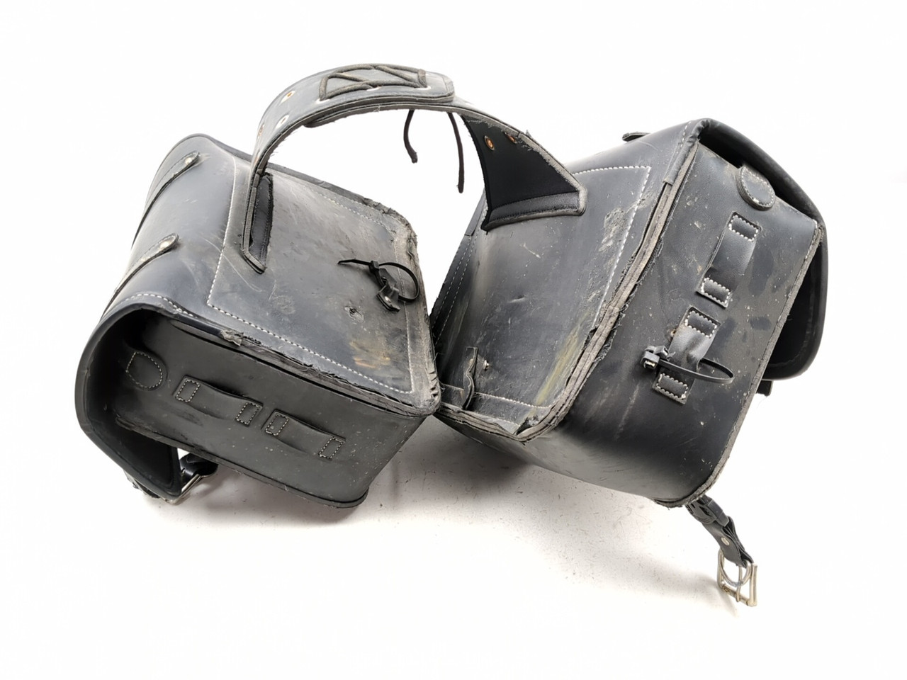 99-05 Harley Davidson FXDWG Dyna Wide Glide Rear Saddlebag Set