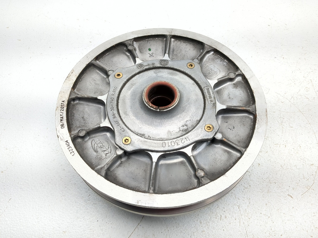 16-26 Polaris General 1000 Rear Secondary Driven Clutch 1323404