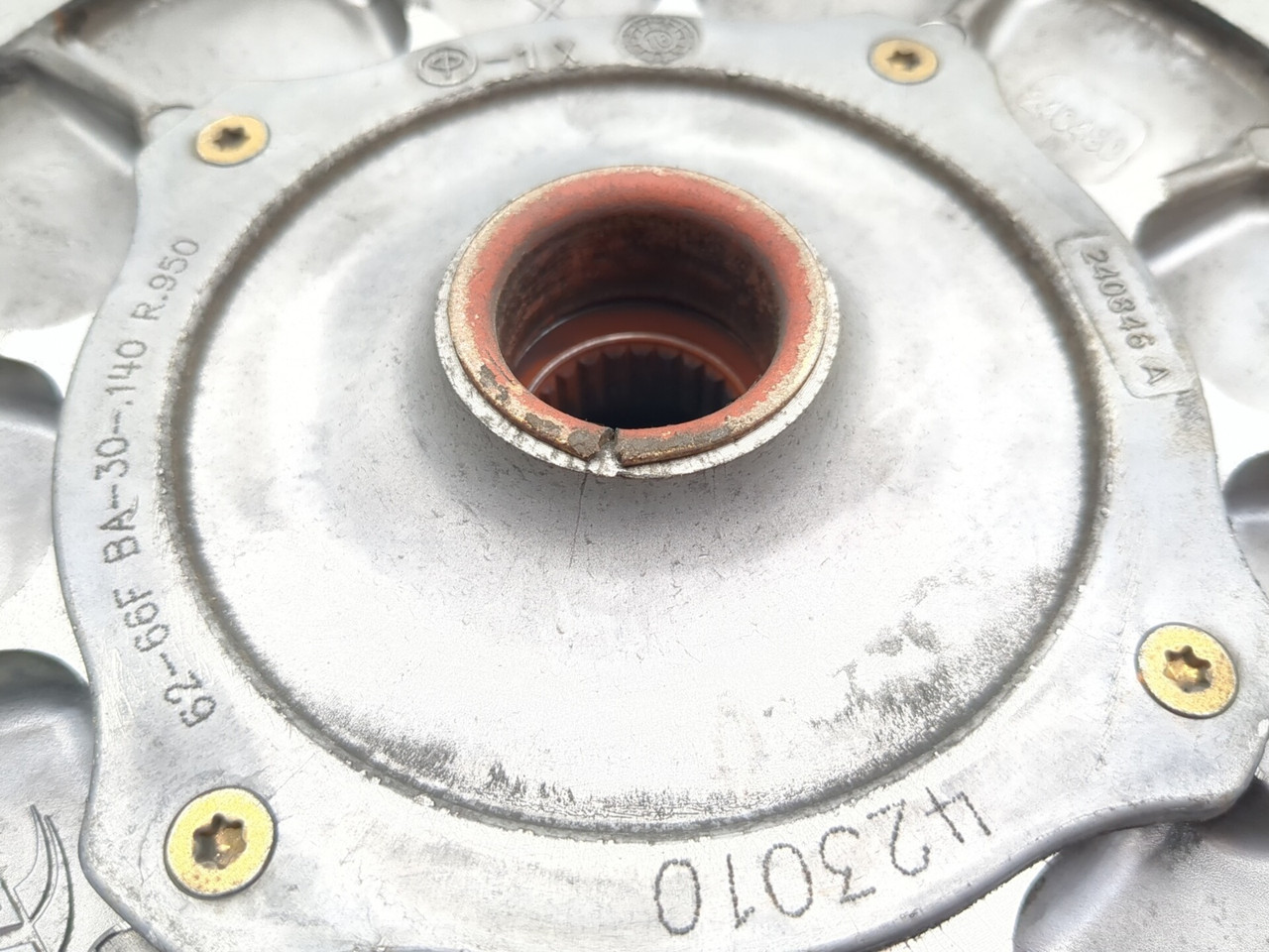 16-26 Polaris General 1000 Rear Secondary Driven Clutch 1323404