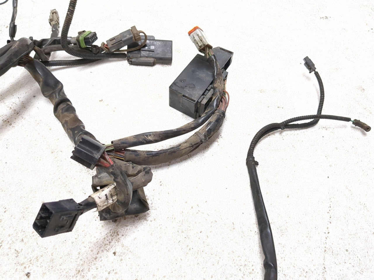 98-06 Harley Road King Classic FLHRCI Main Wiring Harness 70245
