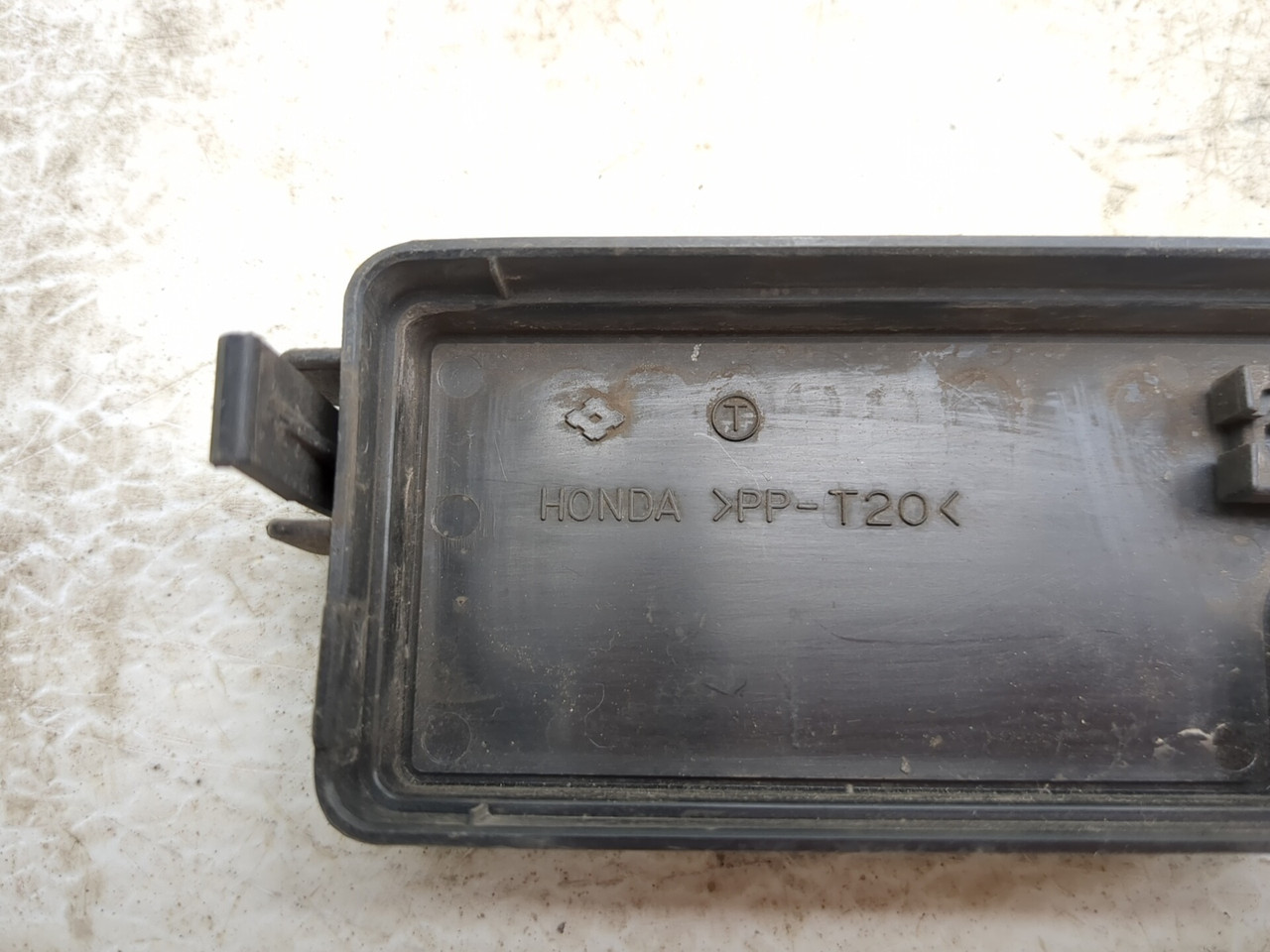19-26 Honda Talon SXS1000R S2R Front Fuse Box Cover 38202-HL6-A01