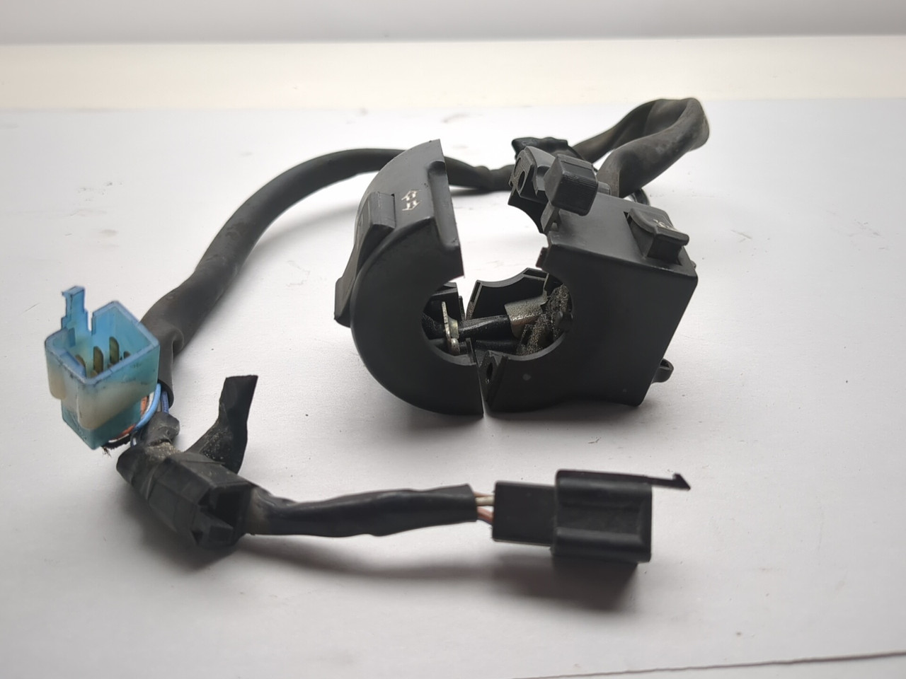 10-23 Honda VT750 Shadow Phantom Left Handlebar Switch Assembly