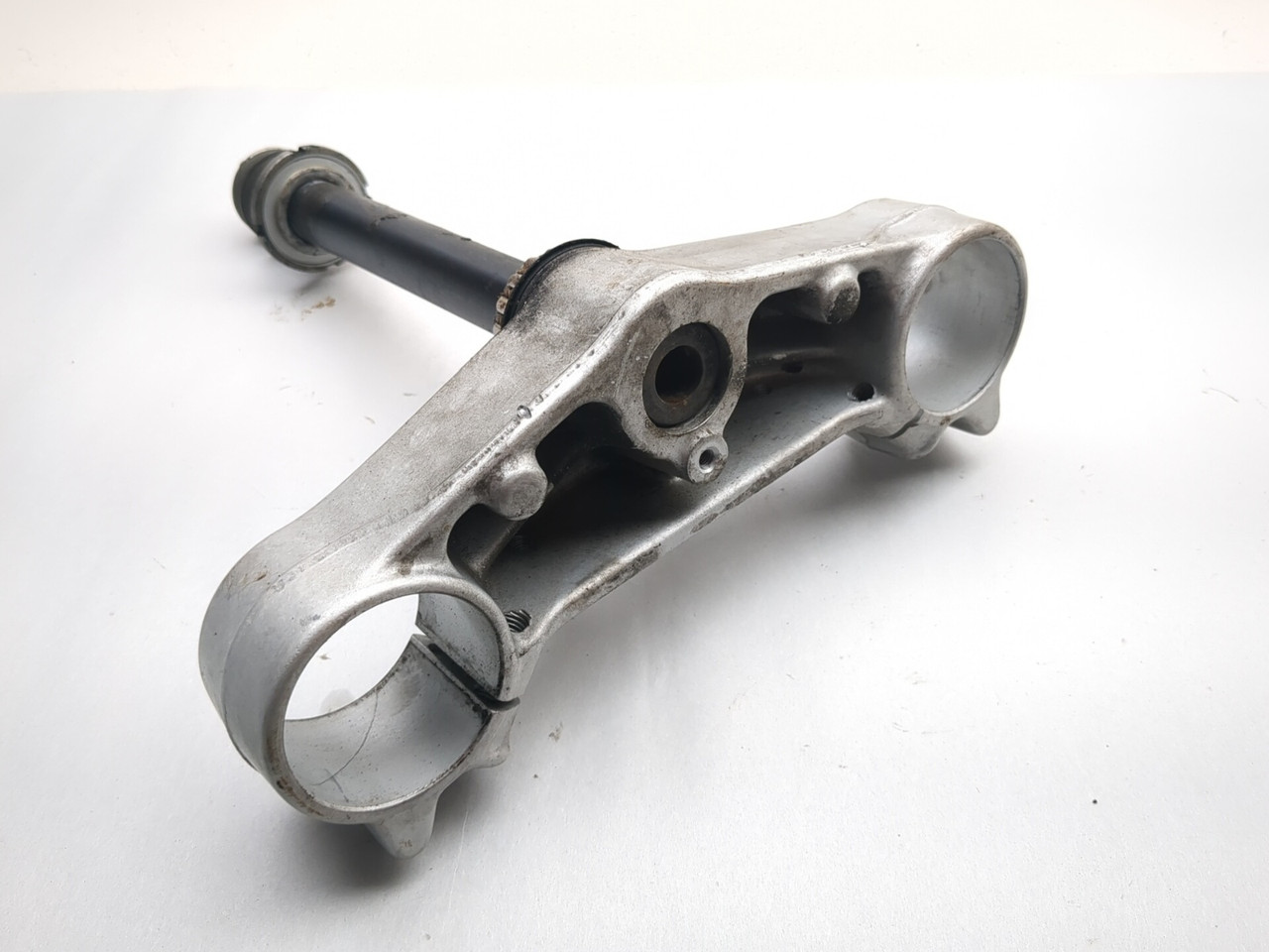08-16 Aprilia Dorsoduro SMV 750 Front Lower Triple Tree Yoke Stem