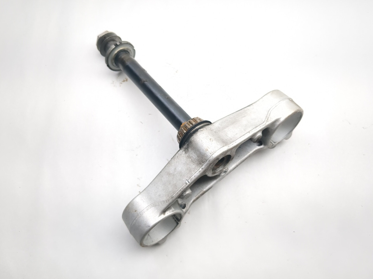 08-16 Aprilia Dorsoduro SMV 750 Front Lower Triple Tree Yoke Stem