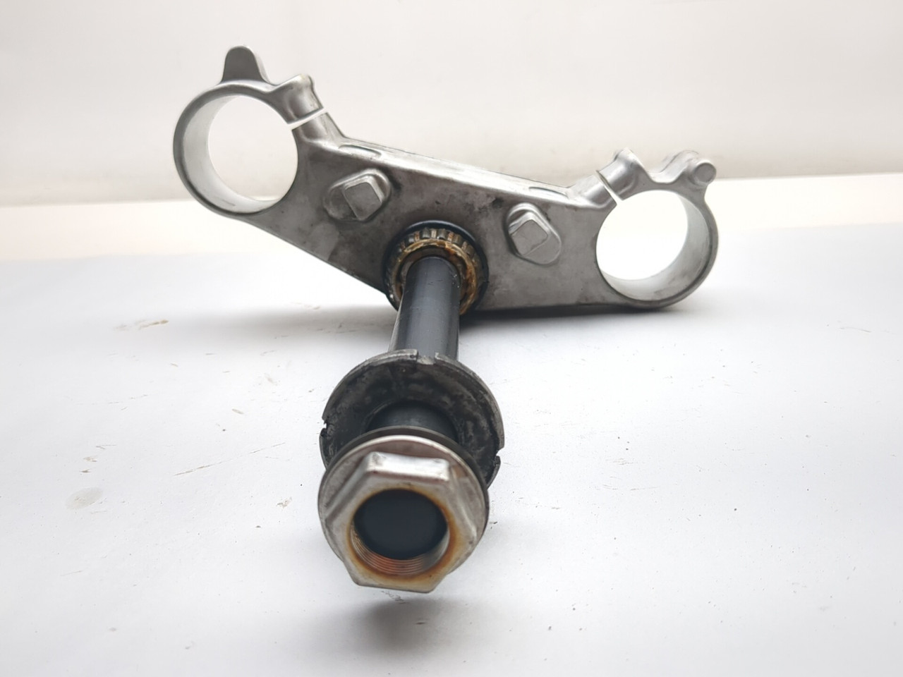 08-16 Aprilia Dorsoduro SMV 750 Front Lower Triple Tree Yoke Stem