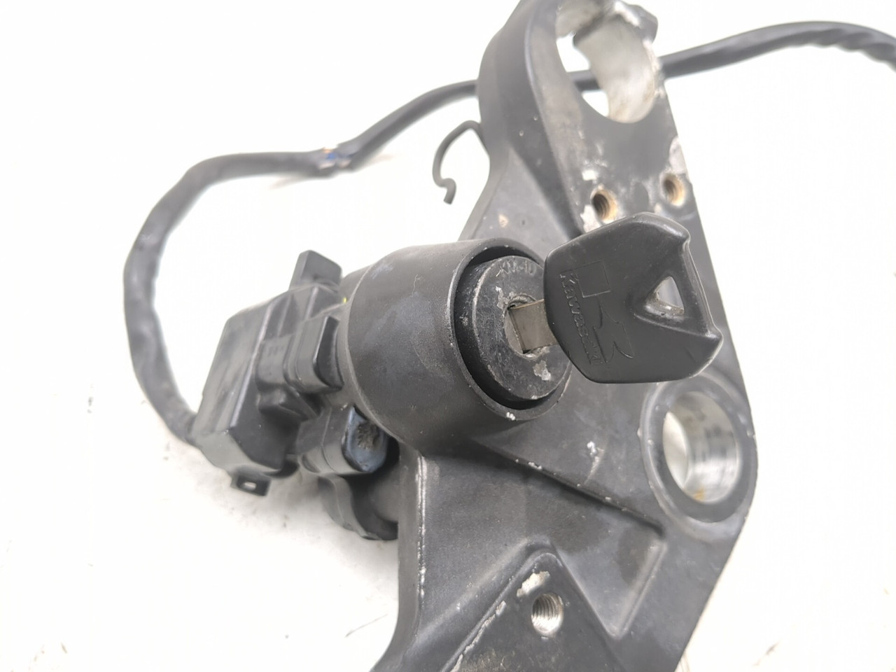 08-12 Kawasaki EX250 Ninja 250 Ignition Gas Cap Seat Lock Triple