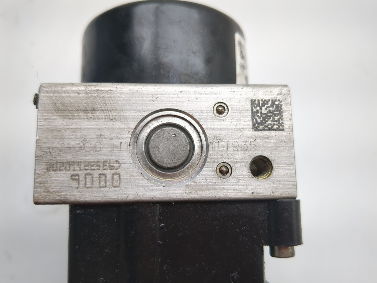 C様オーダー 08-16 Aprilia Dorsoduro SMV 750 Front ABS Pump Controller Unit