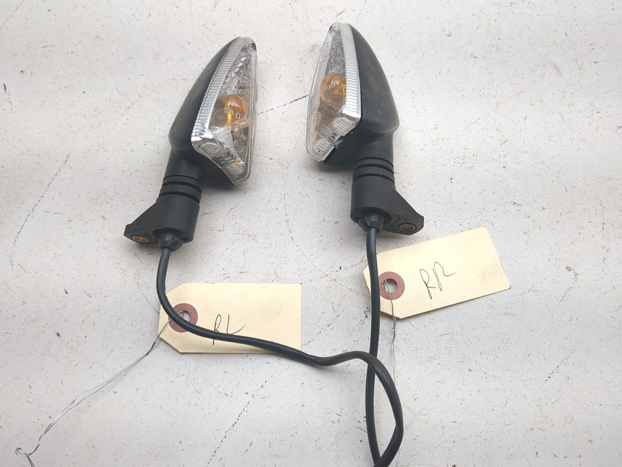 08-16 Aprilia Dorsoduro SMV 750 Rear Left Right Turn Signal Light