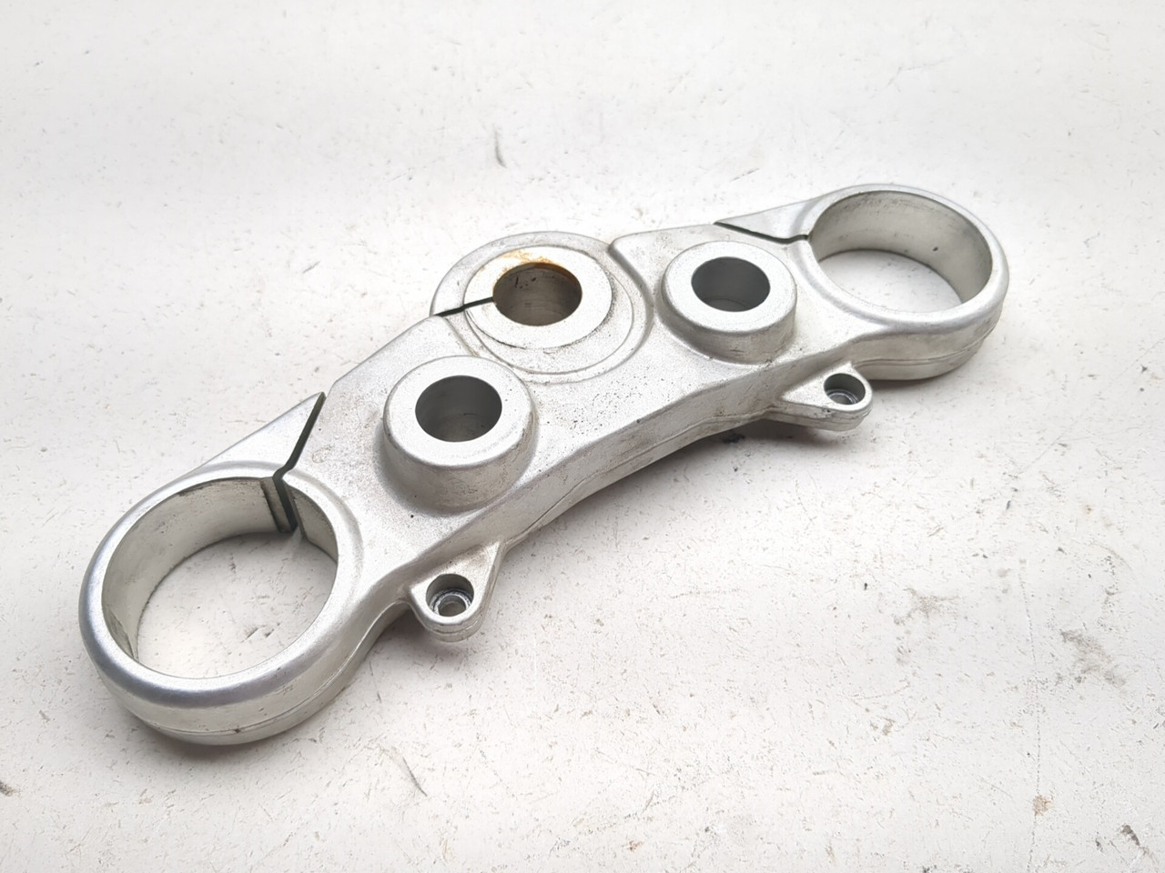 08-16 Aprilia Dorsoduro SMV 750 Front Upper Triple Tree Top Yoke