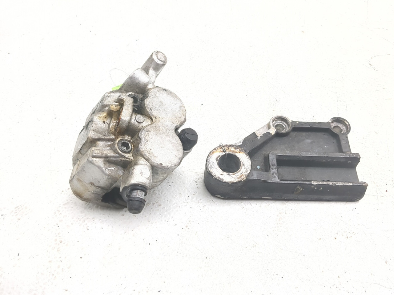 08-12 Kawasaki EX250 Ninja 250 Rear Brake Caliper w/ Bracket 43080