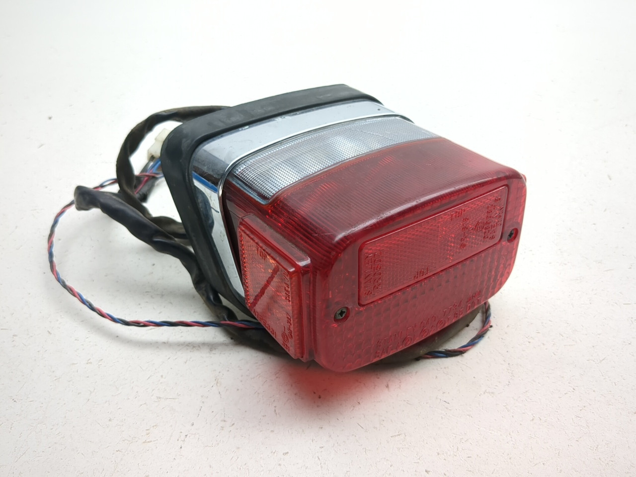 95-05 Kawasaki Vulcan 800 VN800B5 Classic Rear Tail Light Assembly