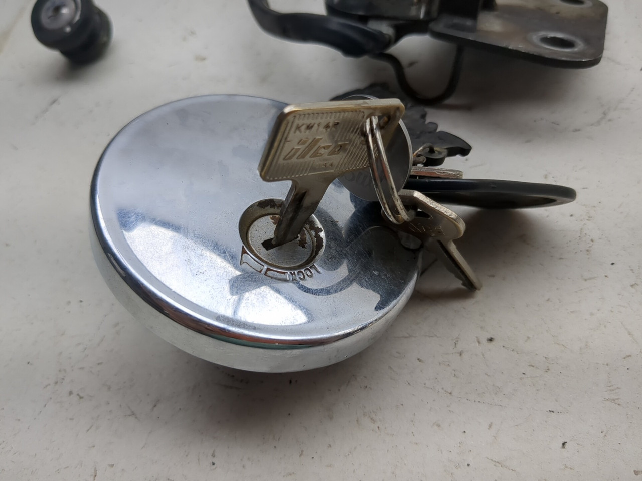 95-05 Kawasaki Vulcan 800 VN800B5 Classic Ignition Cap Lock Key