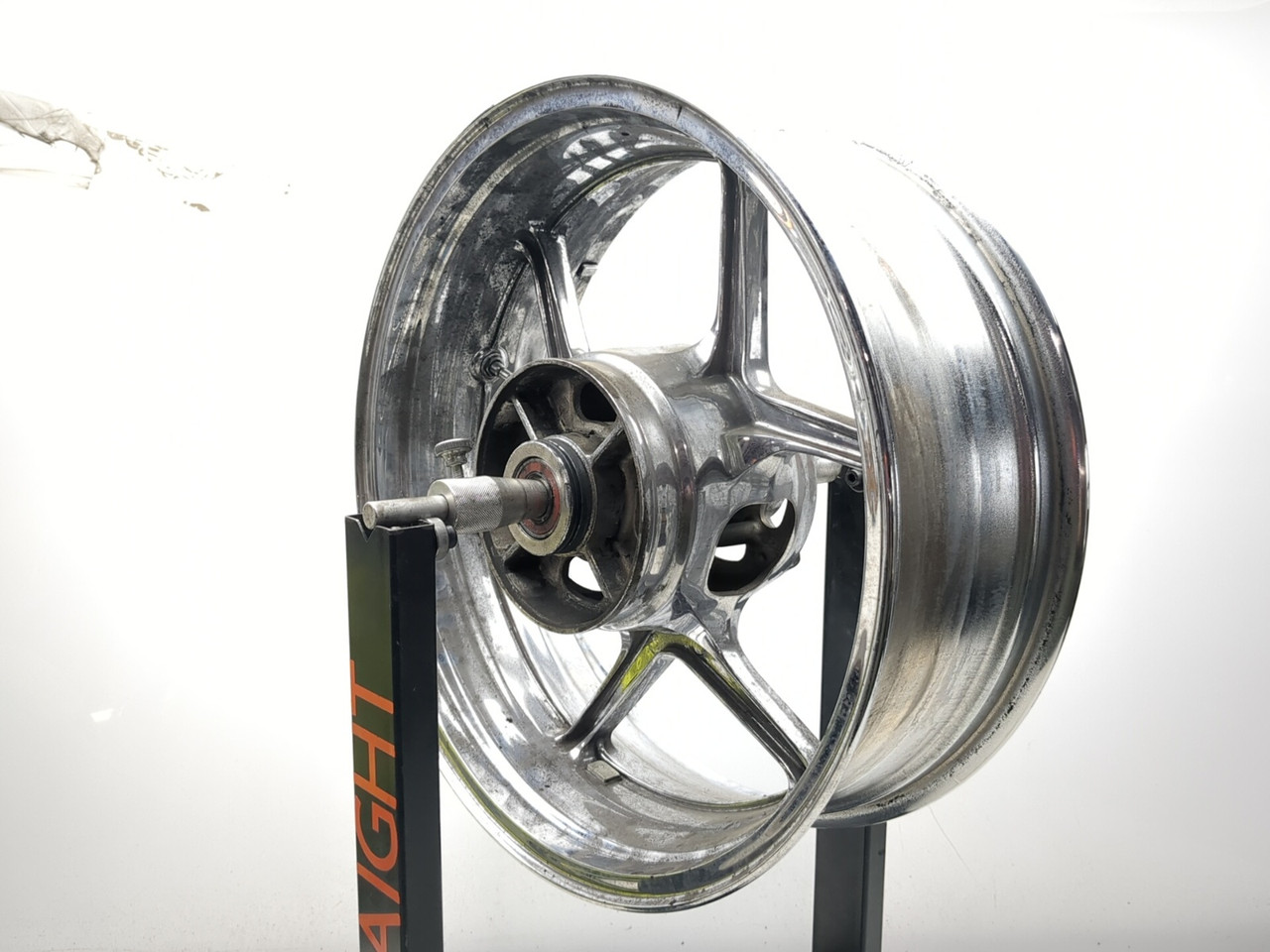 06-07 Kawasaki Ninja ZX10 ZX10R 17X6.00 Rear Wheel Rim STRAIGHT